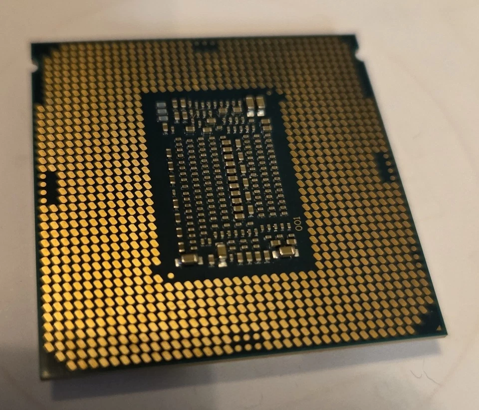 Intel i7 8700K. Up To 4.70GHz. 6 Core, 12 Thread. Processor, CPU. LGA 1151. - Image 2 of 2