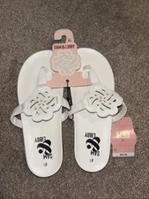 Sam & Libby Women’s Alexandra Thong Sandals Bright White Size 8.5