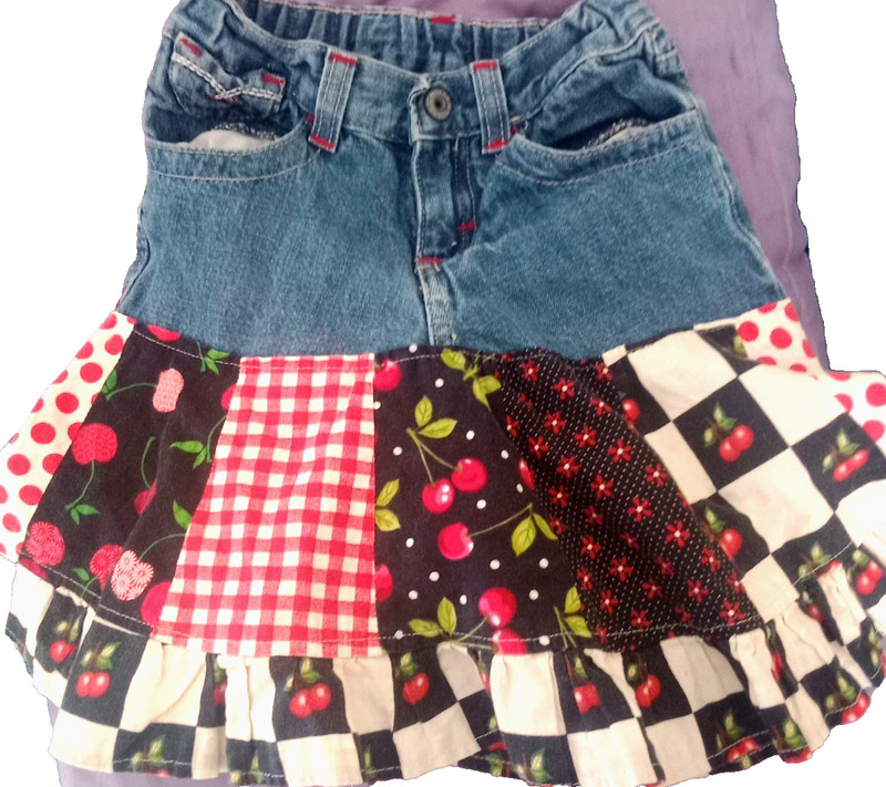 Girls cute summer skirt 4/5 yrs