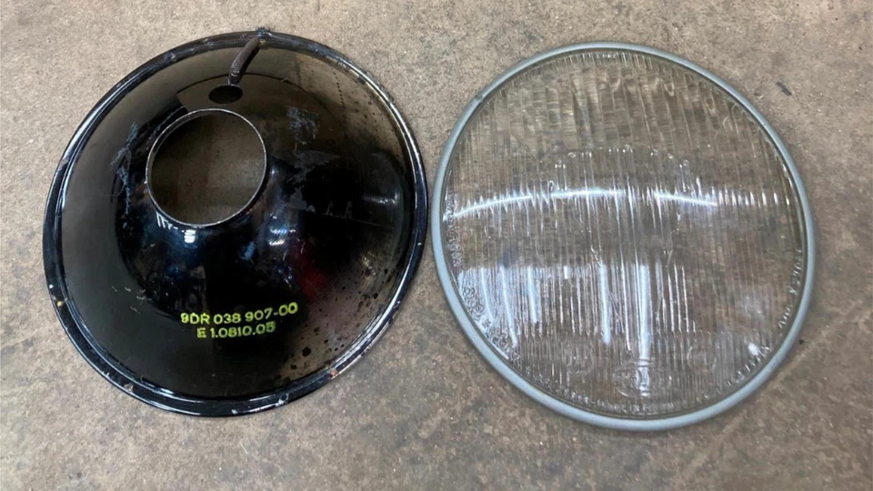 Lente y anillo de soporte y reflector BMW Slash 2 H4 conversión Hella Foto 3 de 4