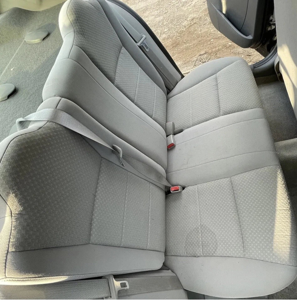 2004 - 2007 SATURN ION Rear Cushion Complete Seat  Cloth Gray OEM - Image 3 of 3