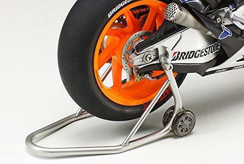 Tamiya 1/12 Scale Repsol Honda RC213V '14 Motorcycle Racing Model