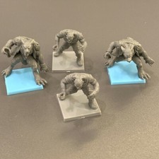 LOT 4 HEROES GAME Miniature For Dungeons  Dragon D D Figure TOYS GIFTS A