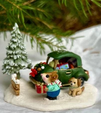 Wee Forest Folk M-454g Out for Delivery Limited (New Release)