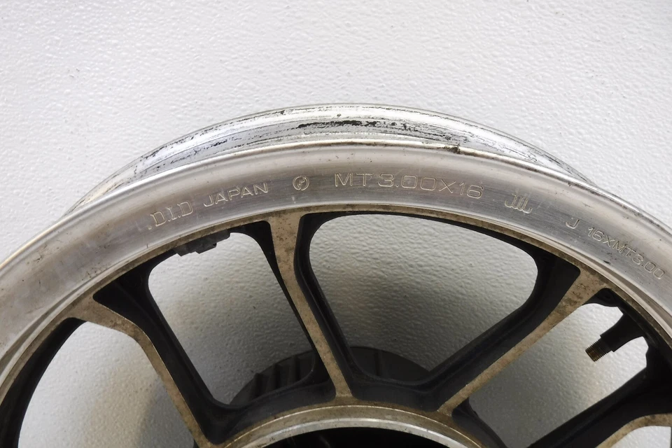 Llanta trasera honda shadow 500 83-86  Foto 2 de 4