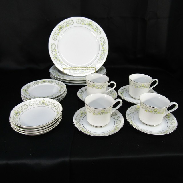 Sterling Fine China of Japan Florentine 5 Piece Place Setting Set 4
