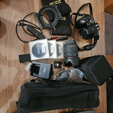Nikon D5300 Body+18-200mm Weitwinkel Sigma+10-20mm Objektiv+viel Zubehör