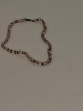 Vintage 1970s Genuine Hawaiian Puka Shell Choker Necklace Barrel Clasp 15.5"