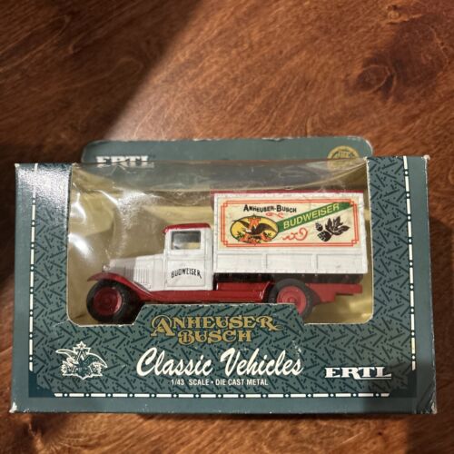 1930 BUDWEISER DELIVERY TRUCK - CLASSIC  VEHICLES BY ERTL -ANHEUSER BUSCH - Picture 1 of 6