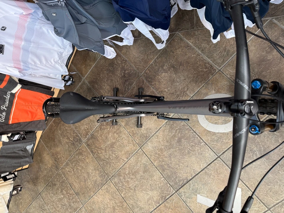 Yeti SB115 C1 (SHIMANO SLX 12 速) 中号 — 第 2/3 张图片