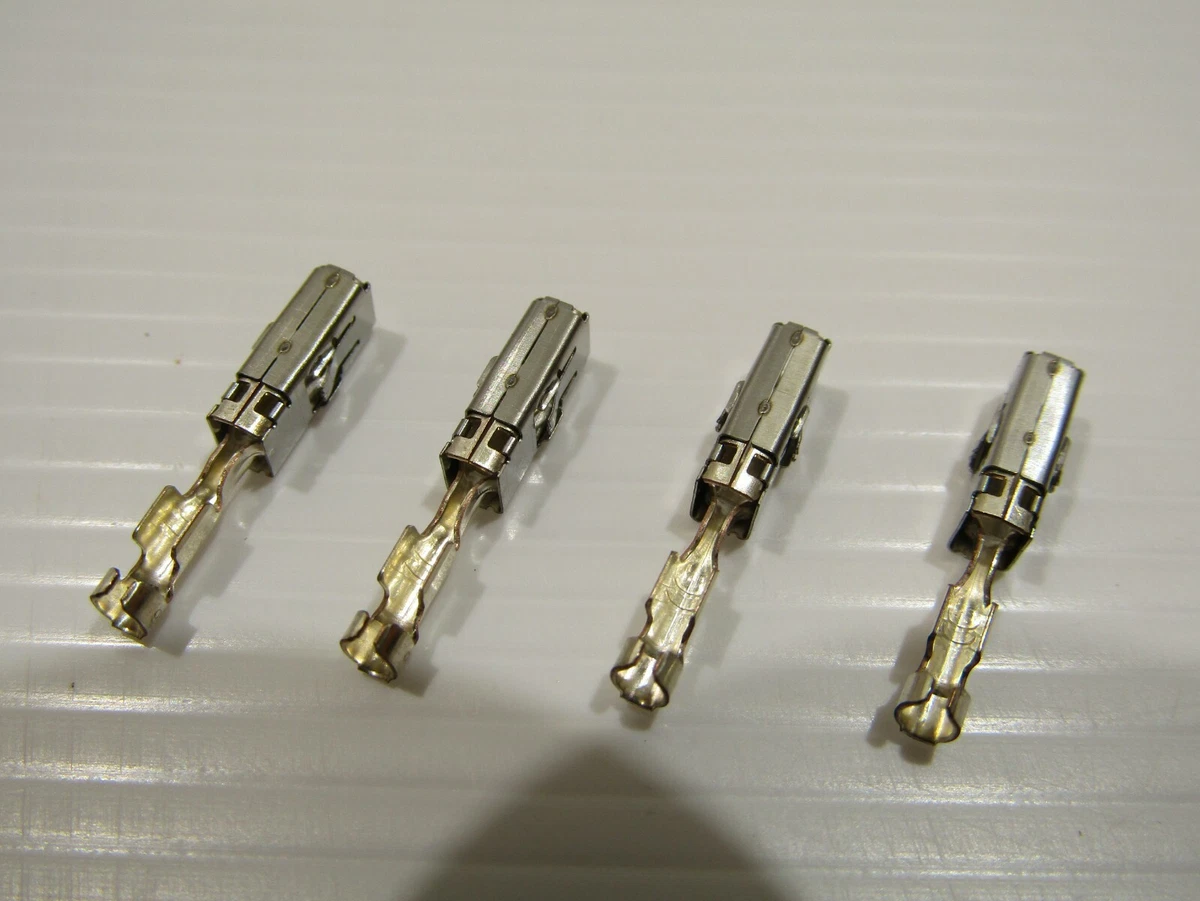 MERCEDES-BENZ WIRING CONNECTOR PLUG TERMINAL CONTACT PIN 