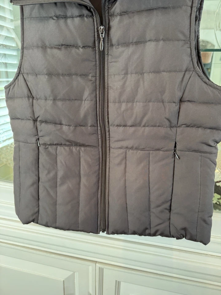 Kenneth Cole Reaction Women's Size Medium Vest Brown Puffer Down Feather Fill - Image 2 of 4