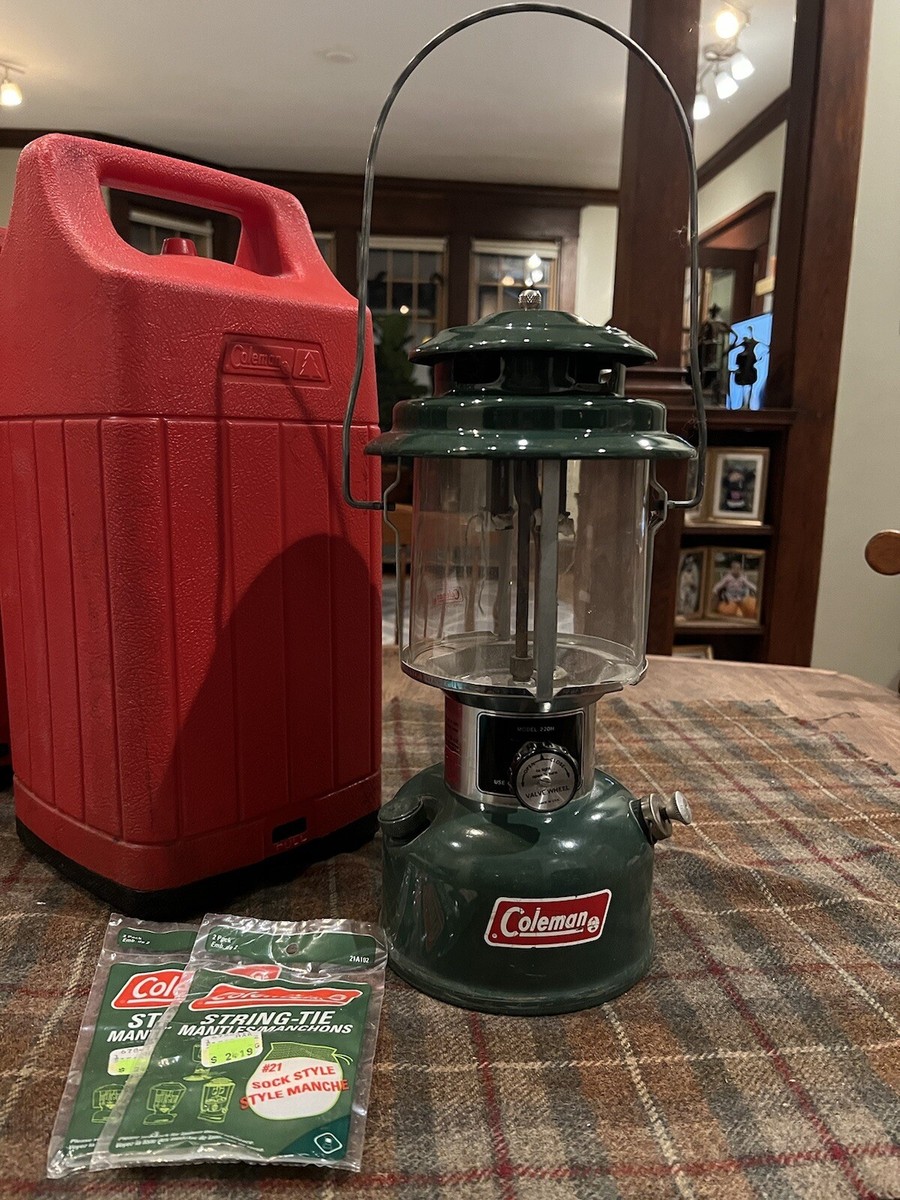 Vintage 1974 Coleman 2 Dual Mantel Floodlight Green Lantern