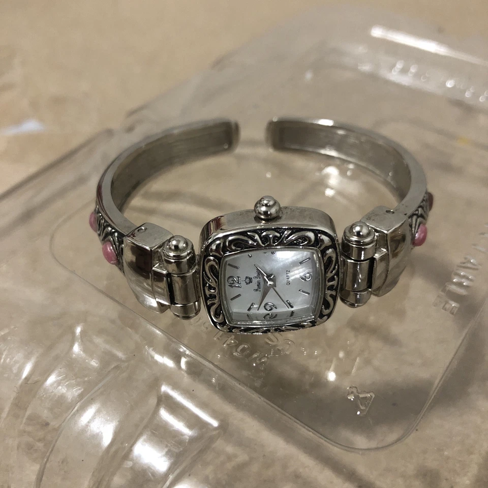 Relógio de pulso analógico Premier Designs com punho e movimento de quartzo - Imagem 3 de 4