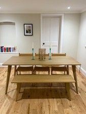 Brand new 8 seater solid oak dining table