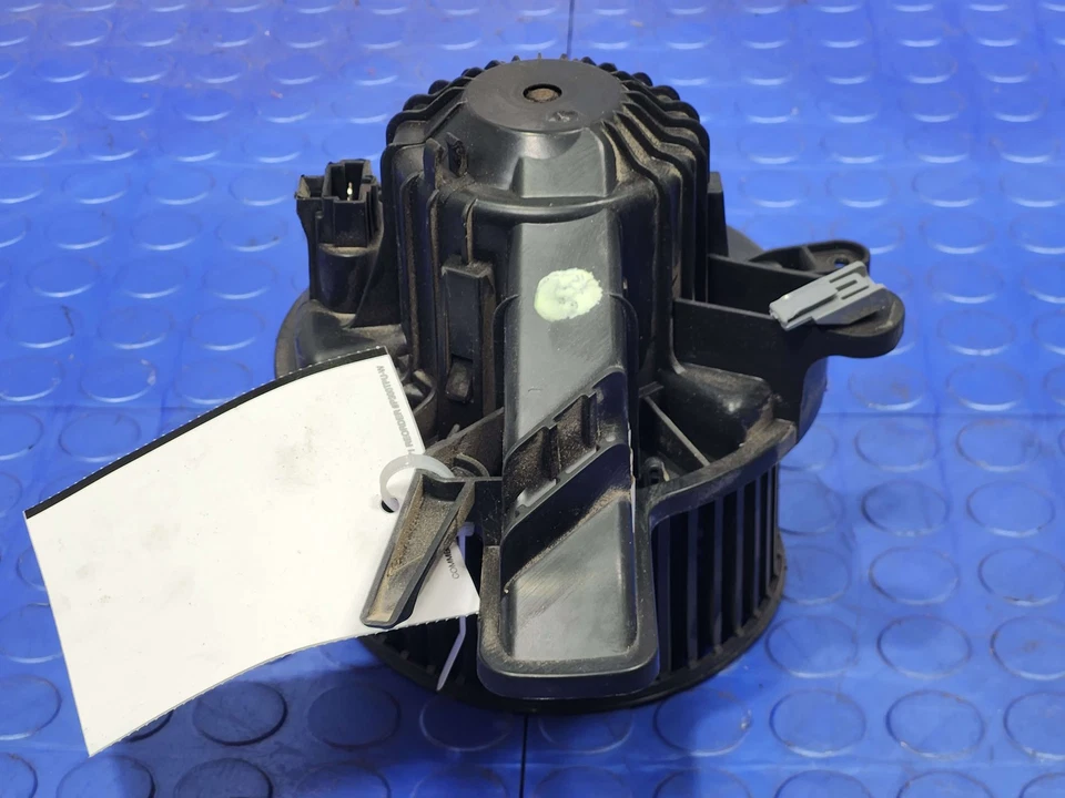 Motor soprador aquecedor traseiro GM Acadia Yukon Chevy Tahoe Traverse fabricante de equipamento original 15920865 - Imagem 4 de 4