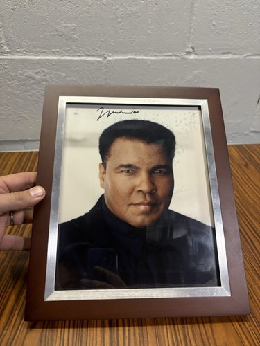 muhammad ali signed Picture Original No COA Poor Condition Estate Find See Pics - Picture 2 of 22