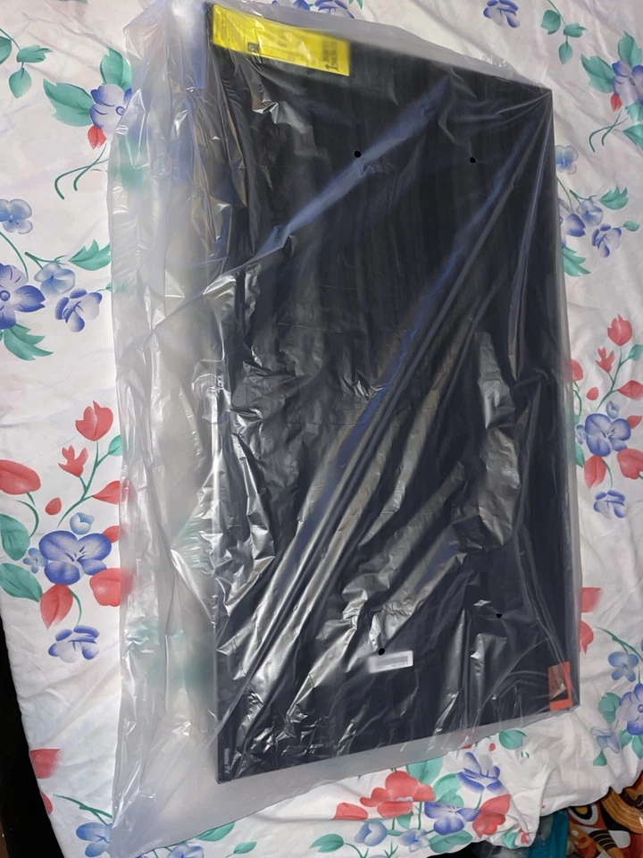 Roku 32 Inch Class Select Series LED Smart TV Full HD - Image 2 of 4