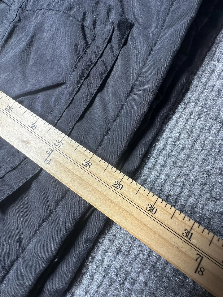 Chaleco Ivy Crew para Hombres 2XL Negro Multi Bolsillo Utilitario Exterior Nylon Chaqueta acolchada Foto 2 de 4