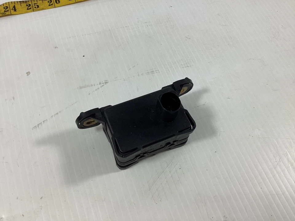 AUDI TT 2003-2012 - YAW / ESP / Sensor múltiple 7H0907652A OEM. Foto 2 de 4