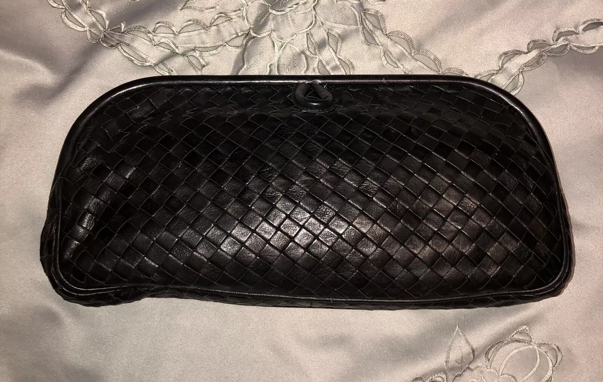 Bottega veneta classic clutch sales