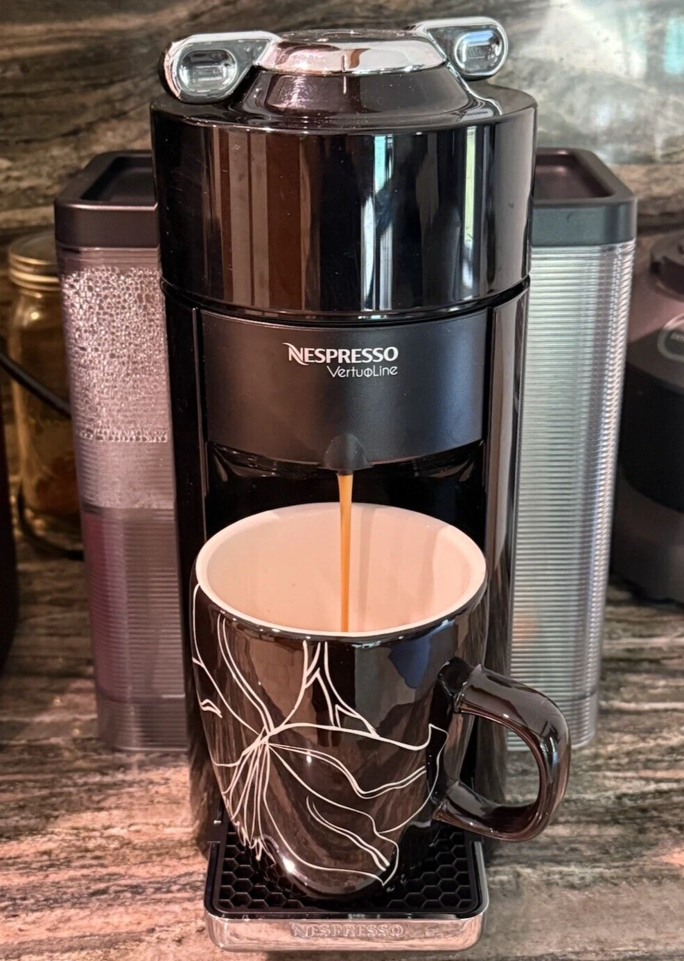 Nespresso Vertuoline Evoluo Black Type GCC1 Espresso Coffee Maker