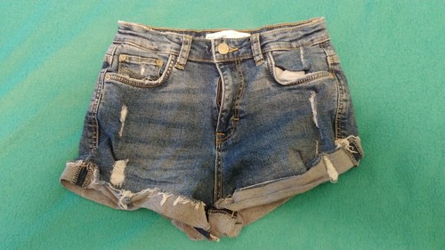 Zara Trafaluc Denim Shorts Distressed 