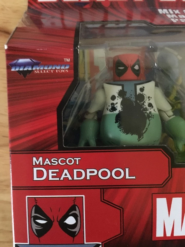 Juego de 2 figuras de acción Minimates Marvel Deadpool Foto 3 de 4