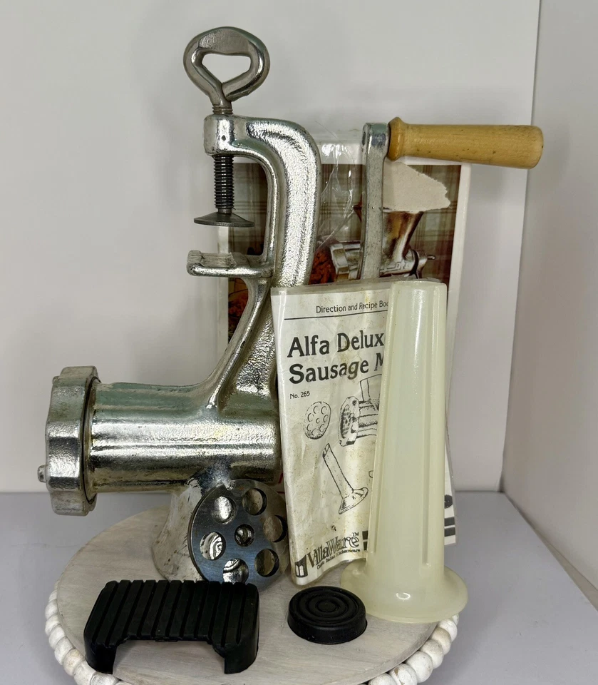 Picadora de carne Alfa 5 Deluxe fabricante de salchichas en caja carne molida Foto 3 de 4