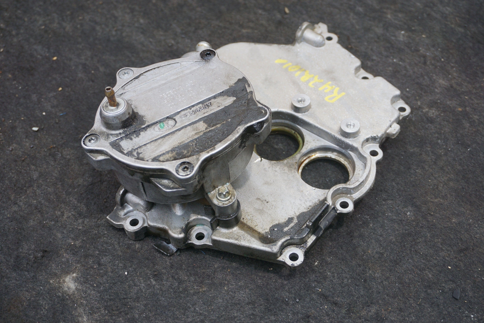 Right Timing Chain Cover w/Breather Valve 11147506419 Rolls Royce Phantom 03-17