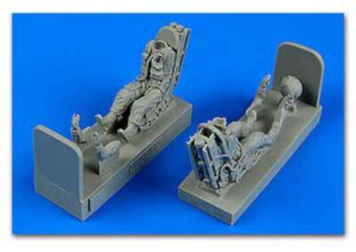 1/48 USAF A37 Dragonfly Pilot & Operator w/Ejection Seats