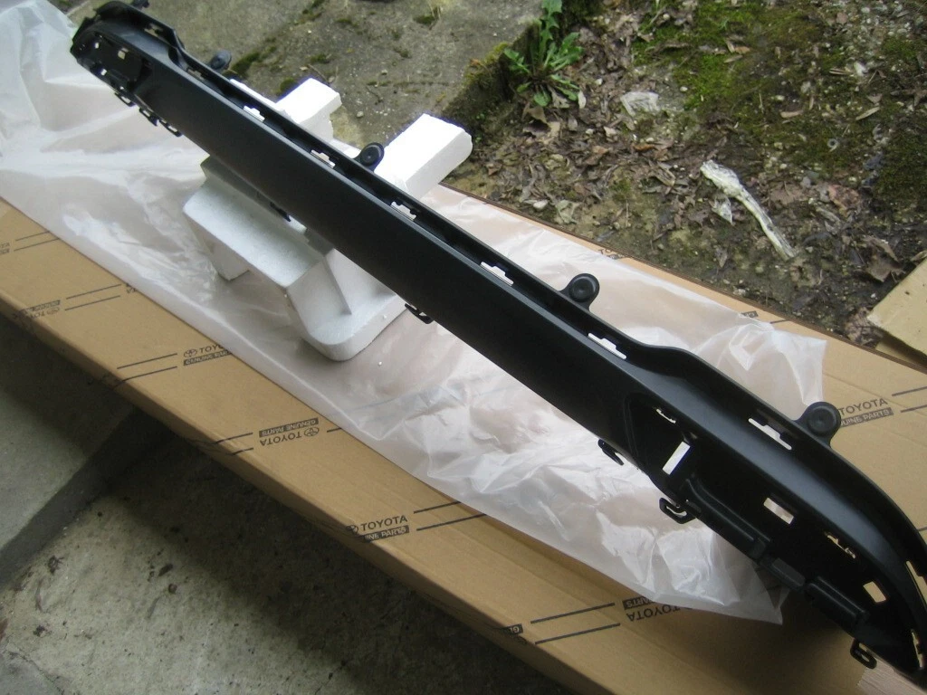 LOEWE 150周年記念ボールペン 革ケース・箱入り 激レア ロエベ