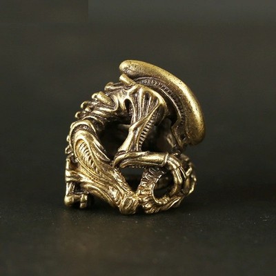 Alien Romulus Figur Xenomorph Anhänger Kette AVP Predator Prometheus Covenant