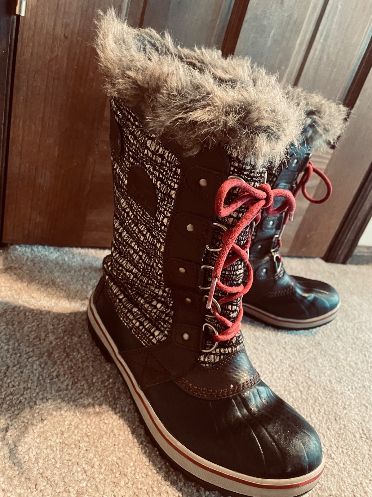 Sorel Tofino Waterproof Women's 8.5  Tall Lace Up Snow Boots NL2388-231 Black