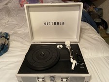 VICTROLA The Canvas Suitcase Vinyl Record Player w/Speakers Bluetooth EUC