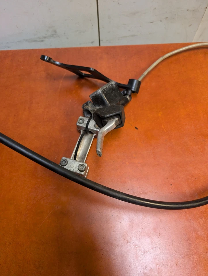 1991 Ktm 250 Exc Front Brake Caliper Master cylinder - Image 3 of 4