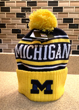 Michigan Wolverines U of M Ribbed Cuff Pom Beanie Winter Hat NWT