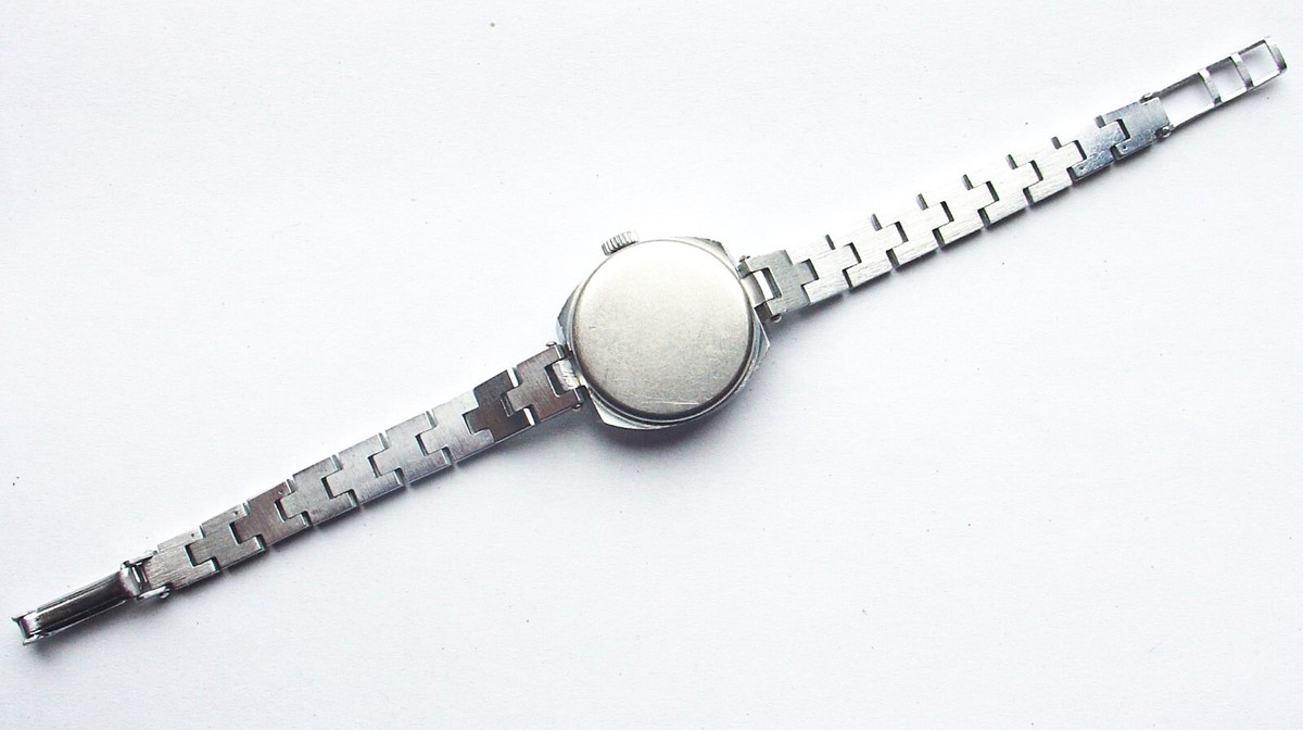 Vintage Zarya 1601 Russian Mechanical Wind 17 Jewel Ladies Watch Box Papers Mint Vintage Lot 2 Soviet Women WristWatch ZARYA USSR Ladies 17  main image 4
