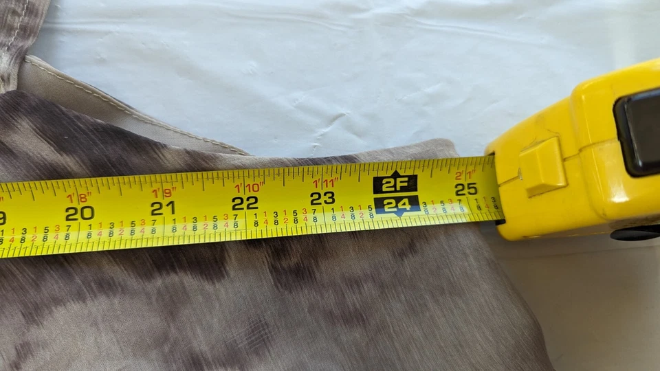 Blue Velvet brand Sleeveless Floral Beige Brown Cream Lined Top Blouse Shirt  - Image 4 of 4