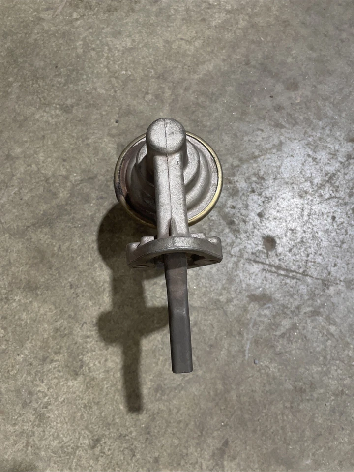 Bomba de combustible mecánica Airtex 6737 | Se adapta a Jeep AMC 70-90 Foto 4 de 4