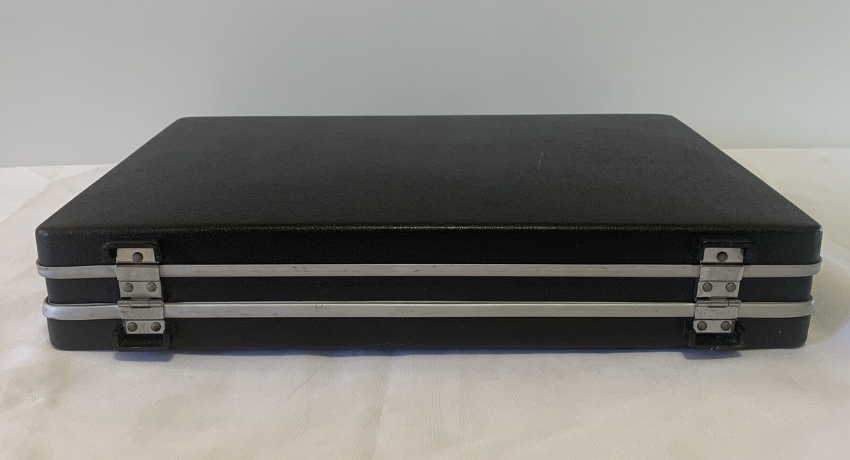 1980s VINTAGE・PROTEX・HARD・CASE PROTEX CR-7000 Suitcase - travel luggage | Products | ALEXCIOUS