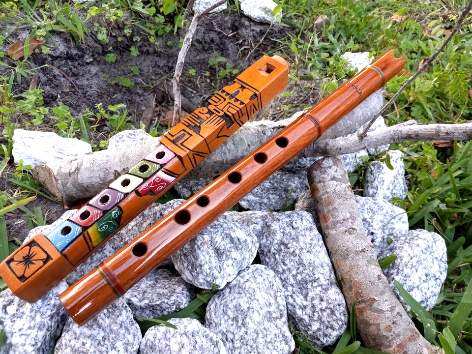 2 NATIVE AMERICAN STYLE INDIAN PRO- QUENA FLUTE & WOOD HAND CARVED DISPLAY FLUTE - Image 3 of 4