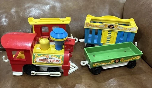 Vintage 1973 Fisher-Price Little People Circus Pull Train #991 READ Description