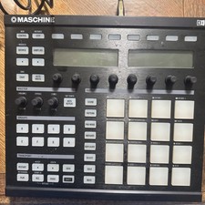 Native Instruments MK1 Maschine Mikro MIDI Co...