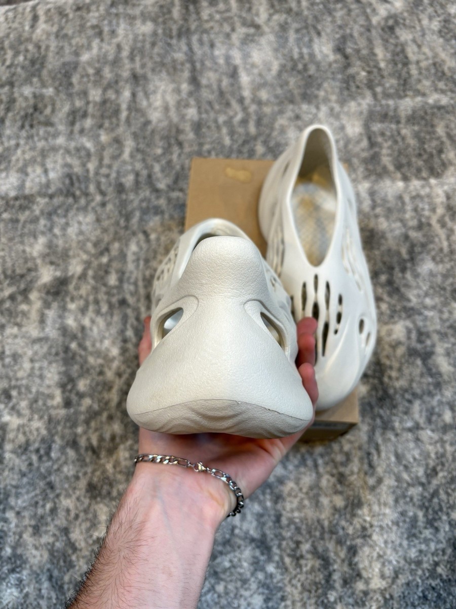 Size 9 - Yeezy Foam Runner 'Sand' [FY4567] | eBay