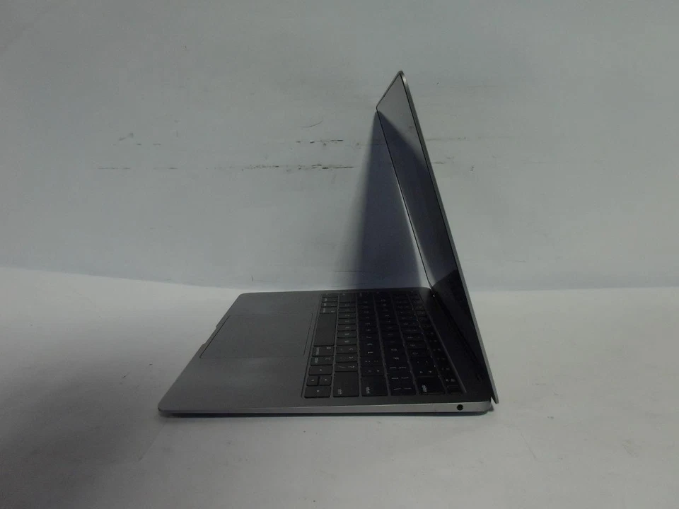 Apple MacBook Air A1932 13'' 2018 Core i5 1.60GHz 8GB 512GB SSD LAPTOP (M35) - Image 3 of 4