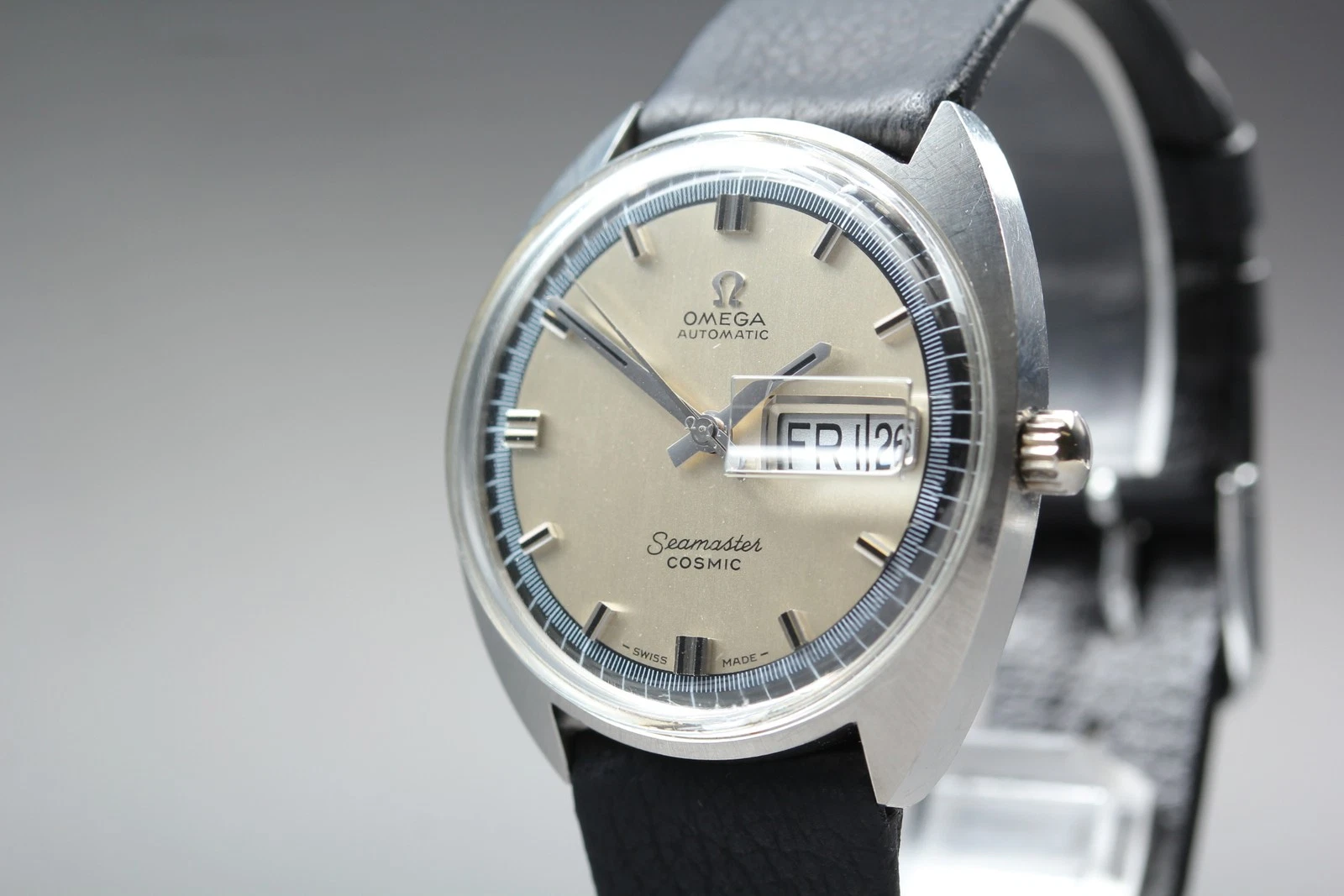 Omega — 2026 Serviced *Near MINT* OMEGA Seamaster Cosmic Tool 107 Automatic Mens Watch