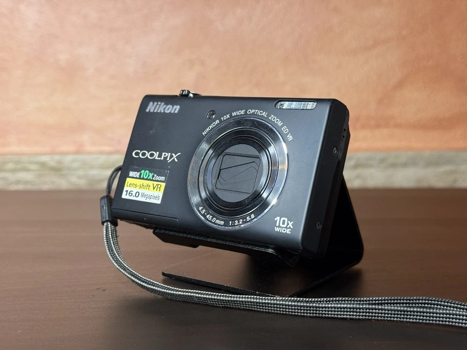 **LEGGI** Nikon Coolpix S6200 16.0MP Fotocamera digitale compatta 10X CCD 16 MP - Immagine 3 di 4