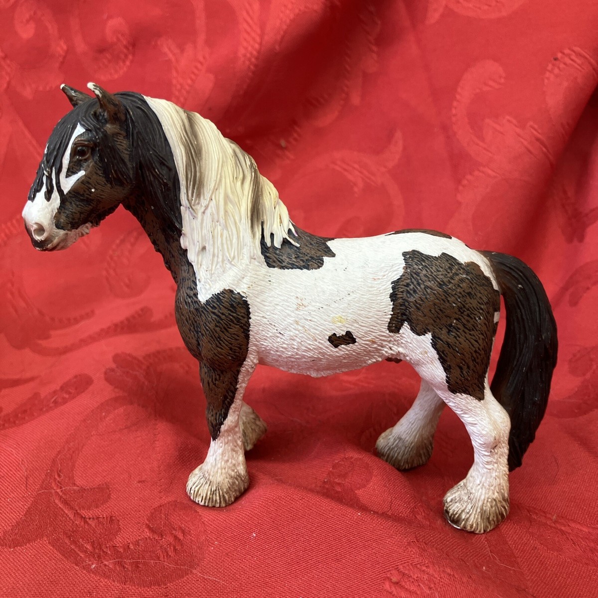 Schleich Tinker Stallion Draft Clydesdale Brown White Horse Figure
