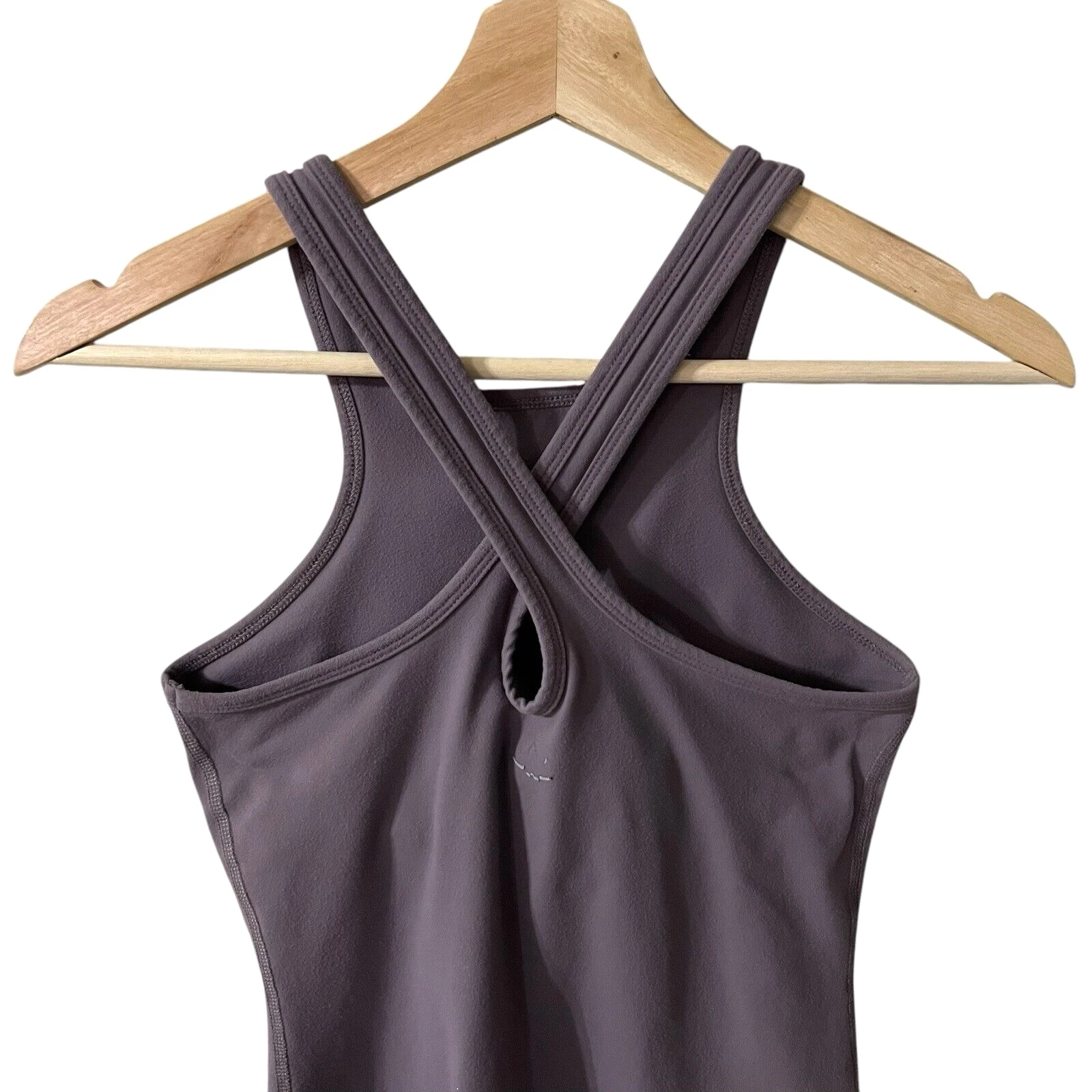 beyond-yoga under lock & keyhole built in shelf bra dusty violet tank-top